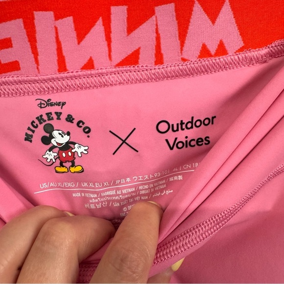 Outdoor Voices X Disney Exclusive Minnie Snacks Leggings pink red - Picture 6 of 15